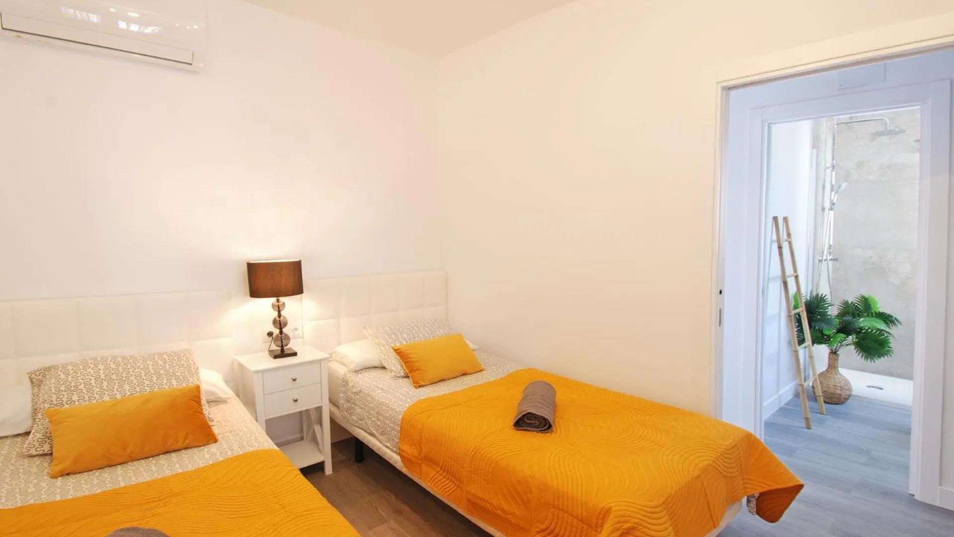 Isla De Benalmadena 2, 80M From The Sea, Amazing View,Ac, Bbq,Private Parking Apartamento Espanha